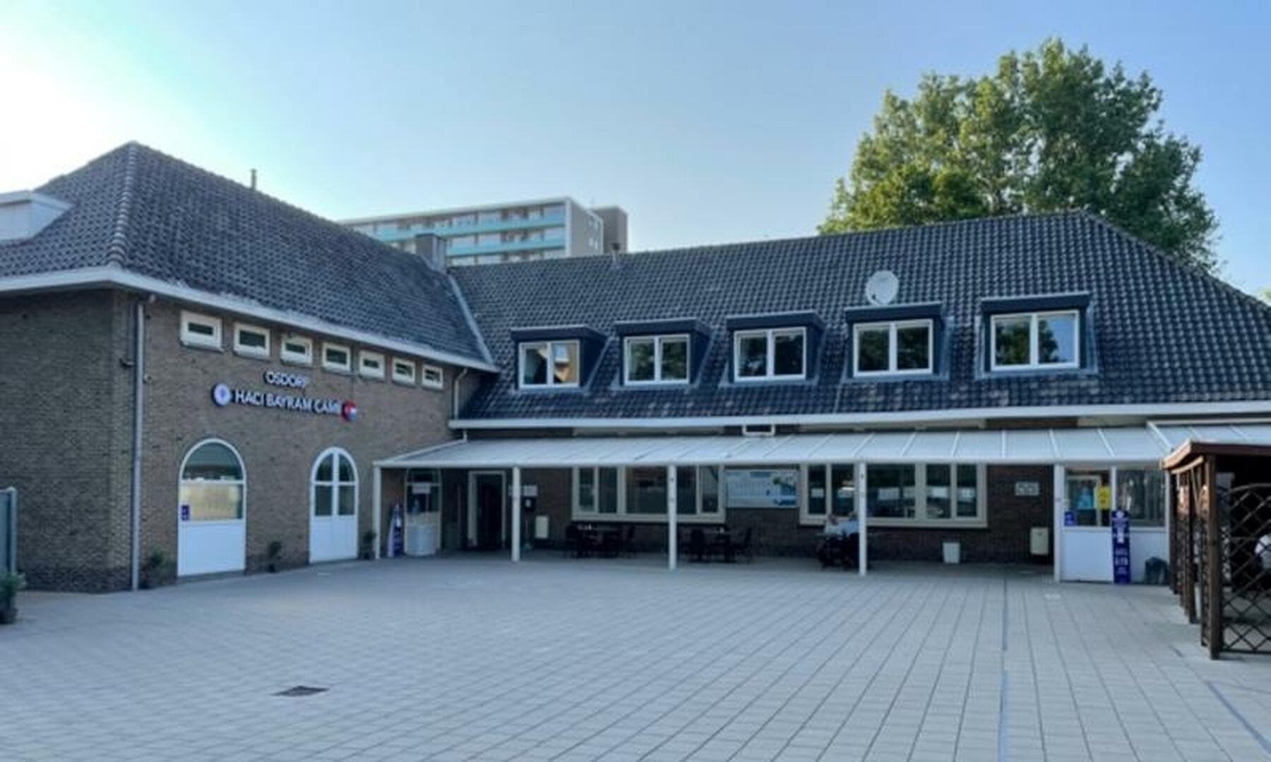 Osdorp Hacı Bayram Camii - Moskee in Amsterdam