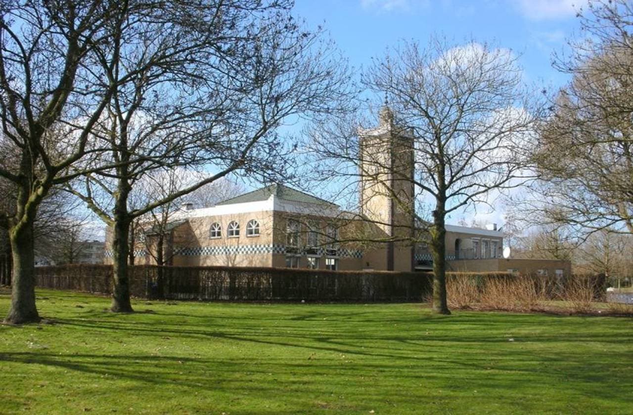 مسجد الرحمانMoskee Arrahman - Breda - Moskee in Nederland