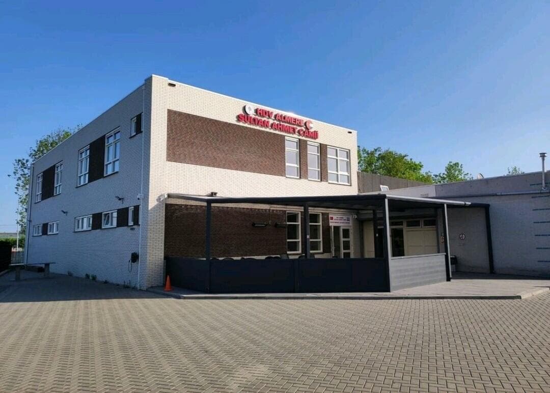 HDV Almere Sultan Ahmet Camii - Moskee in Almere